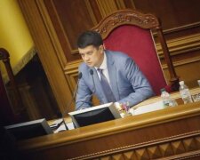 “Потрапив у номенклатурну будівлю” — Разумков про враження від Ради