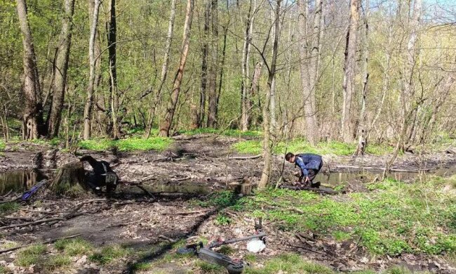 Врятували річку в Голосієві: у столиці відшукали та відзначили школярів-екоактивістів Іллю та Тимофія