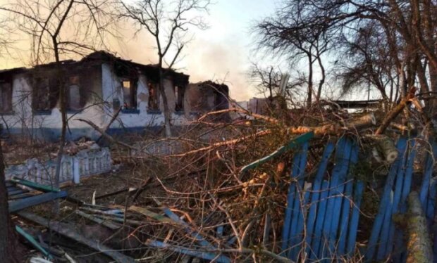 Ворожі літаки обстріляли Лисичанськ на Луганщині
