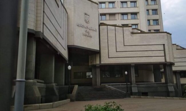У Раді готують оскарження законів про особливий статус Донбасу й амністію для бойовиків