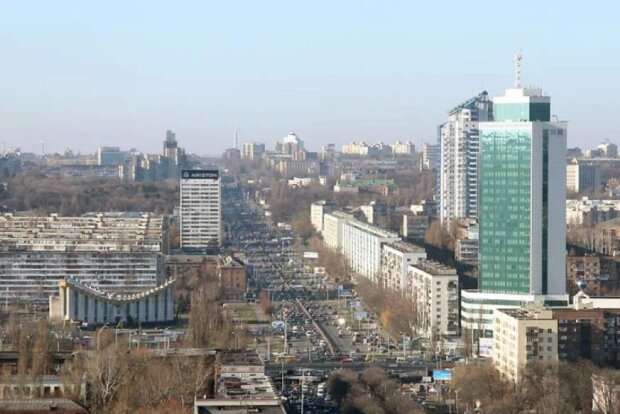 Війська РФ обстріляли новобудови в центрі Києва