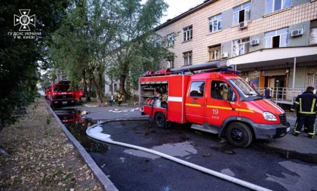 У Києві на Троєщині сталась пожежа в лікарні