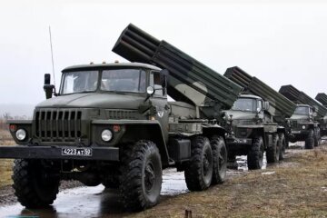 Російські військові обстріляли Ворзель. Уламки потрапили до дитбудинку з 50 дітьми