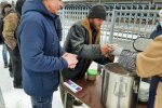 З першими днями зими, на вулицях Києва відновив роботу соціальний патруль