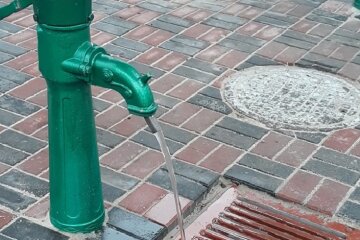 За перший тиждень весни в Києві відремонтовано 29 бюветів