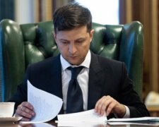 Закон про імпічмент надіслали на підпис Зеленському