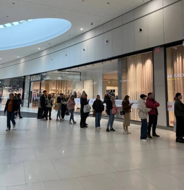 У столиці вже відкрито довгоочікуваний магазин найбільшого у Європі шведського бренду одягу H&M