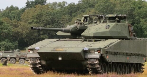 Рішення для перемоги: на захист України скоро стануть натівські бойові машини піхоти CV-90