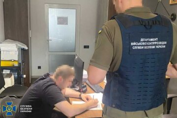 Керівники навчального центру Нацгвардії незаконно нарахували майже 1 млн гривень «бойових» премій