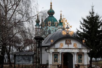 У Києві УПЦ (МП) змусять розібрати храми і каплички на самозахоплених ділянках