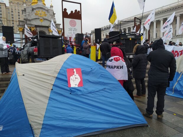 Протестуючі ФОПи на Майдані збираються співати та танцювати (відео)