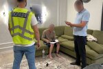 У Київській області викрито начальника одного з ТЦК та СП й керівника ВЛК, що допомагали за гроші ухилятись від служби