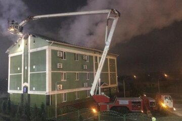 На Троєщині палав «Зал царства свідків Єгови», є жертви (відео)
