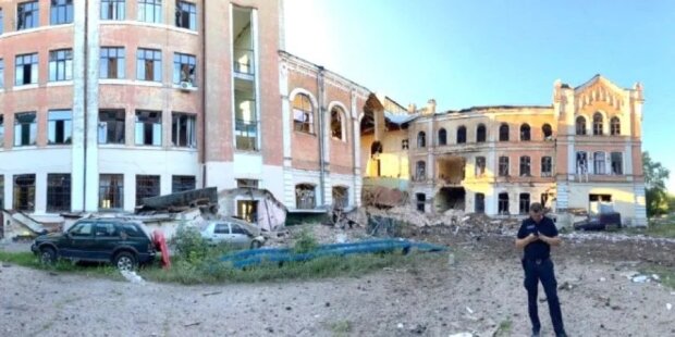 Удар по центру Харкова: російські С-300 пошкодили пам’ятник архітектури — Синегубов
