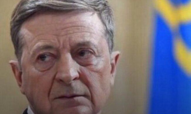 FaceApp поширився на політиків: як у старості виглядатимуть Зеленський і Вакарчук