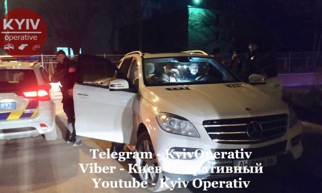 15 екіпажів поліції ганялися за 18-річним гонщиком на батьківськім Мерседесі