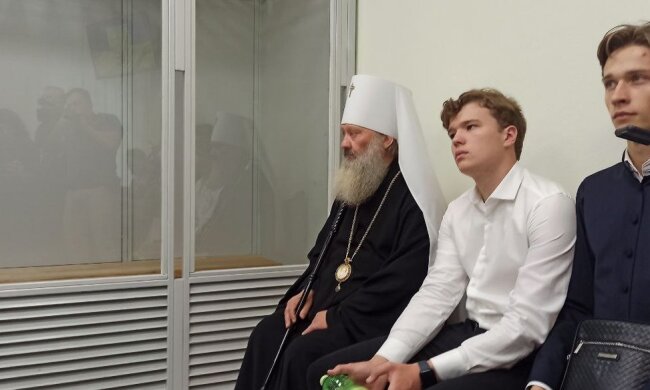 У столичному суді розглядають зміну запобіжного заходу митрополиту УПЦ Павлу