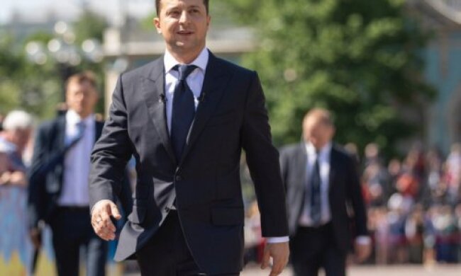 Зеленський іде в Конституційний суд