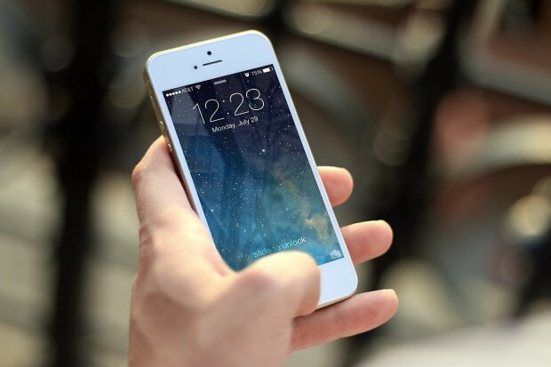 Штрафи за порушення ПДР – в телефоні: МВС запустив мобільний додаток