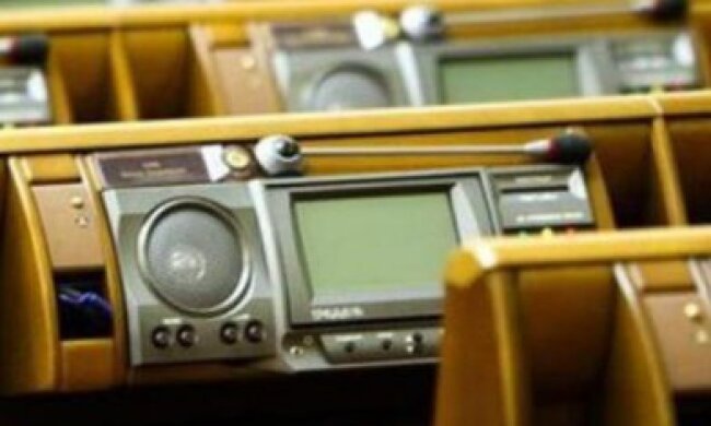 Силовики вдерлися у Раду – Парубій