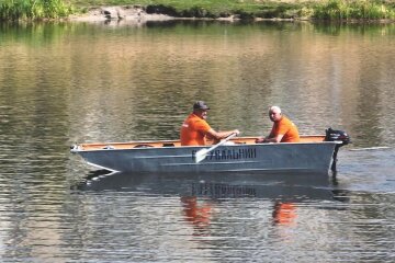 На озері Райдужному у Києві виставили додатковий пост рятувальників