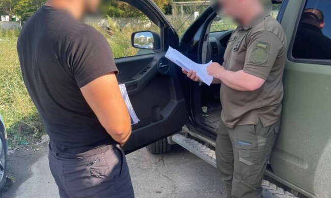 Екс-командиру військової частини, який відрядив підлеглих до КМВА, повідомлено про підозру