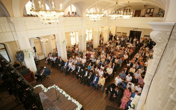 Київська синагога Бродського переходить на масковий режим