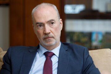Етьєн де Понсен: Україна розчарувала Францію