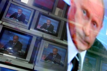 Росія через фейкові ЗМІ хоче підірвати підтримку України в Європі: приклади від Bloomberg