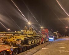 Резніков: Вночі російські танки “вдерлися” до ЄС та НАТО. Як музейні експонати