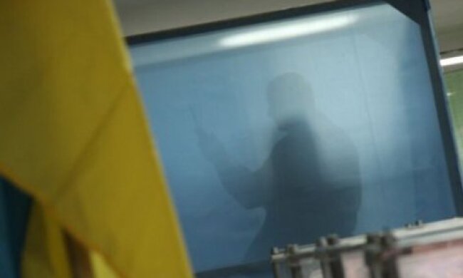 3 дні до виборів: соціологи дають шанси п’ятьом партіям