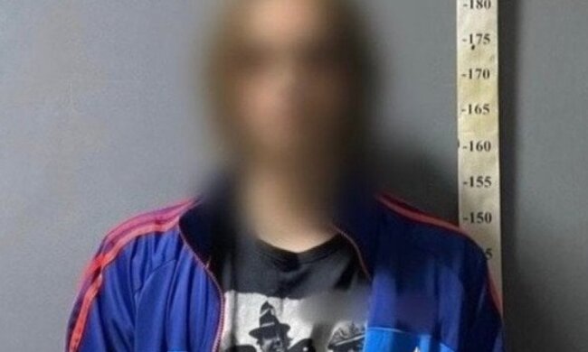 Проліз без черги та зламав щелепу. У Києві молодик напав на жінку після зауваження