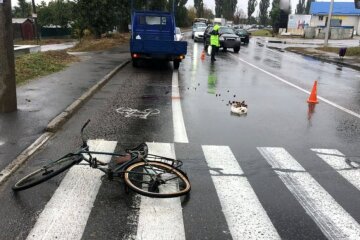 У Білій Церкві на велосипедиста-пенсіонера скоєно наїзд нетверезим водієм вантажівки