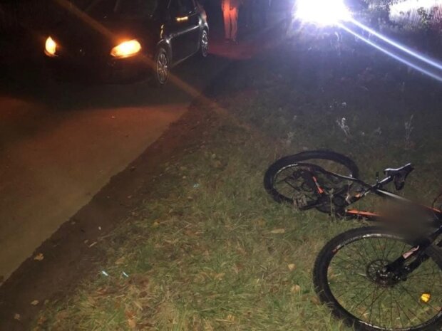 На Броварщині п’яний водій легковика збив 11-річного велосипедиста
