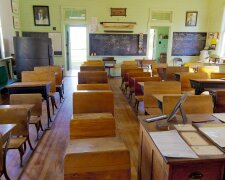 Освіта в Україні: чому Ганна Новосад планує закривати школи та скорочувати вчителів