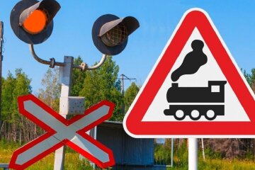 У Тарасівці на чотири дні перекриють залізничний переїзд