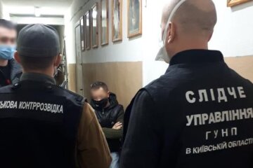 На Київщині лікар військкомату затримано за вимагання хабара