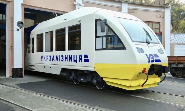 В нічний час з аеропорту Бориспіль до Києва курсуватиме додатковий поїзд