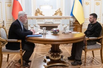 Президент Чехії – Зеленському: наполягатиму на початку переговорів про вступ України в ЄС ще цьогоріч