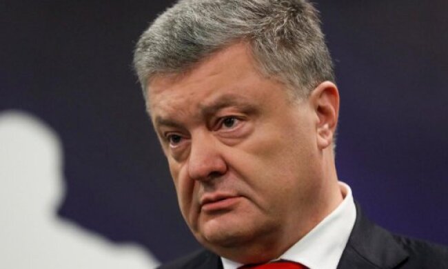 Порошенка повторно викликали на допит в ДБР