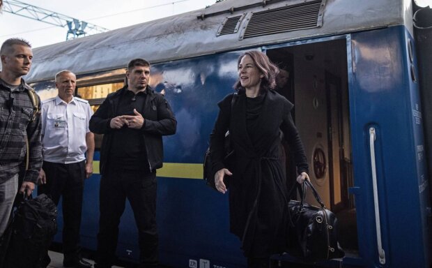 Глава МЗС Німеччини Бербок вчетверте з початку повномасштабного вторгнення відвідує Україну