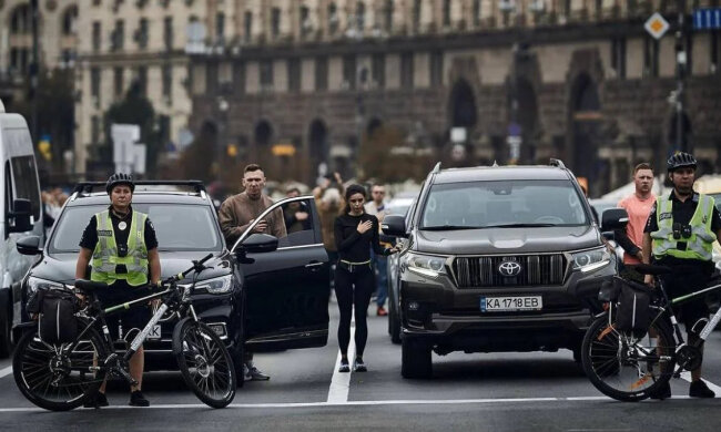 У центрі Києва вранці 1 жовтня буде зупинено рух в пам'ять про загиблих захисників і захисниць України