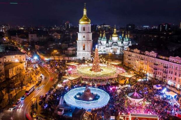 У Києві почався демонтаж новорічних містечок