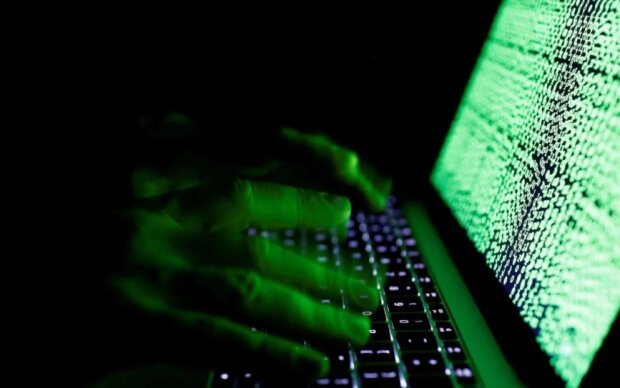“Це вам за Волинь і ОУН УПА”: хакери “поклали” урядові сайти України