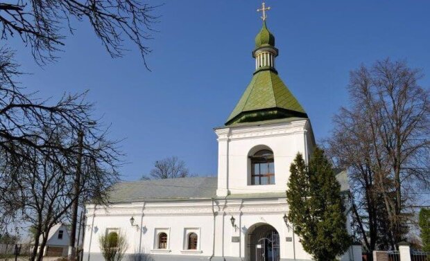 Суд зобов'язав УПЦ (МП) звільнити Михайлівську церкву у Київській області