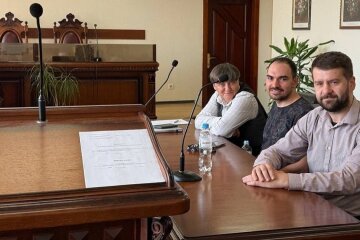 У столиці суд ухвалив історичне рішення щодо ЛГБТ-пари