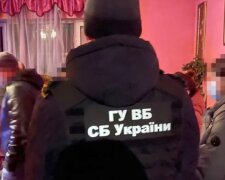 На Київщині адвокат вимагала у підприємця гроші, прикриваючись «зв’язками у СБУ»