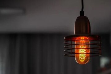 В 10 областях України діють аварійні відключення світла – Укренерго