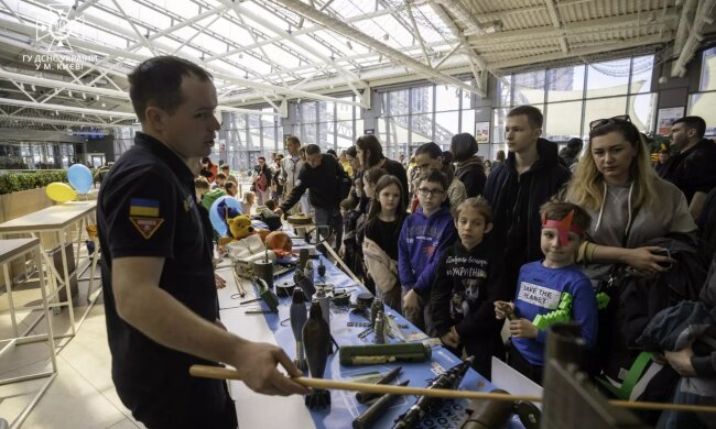 Представники ДСНС проведуть для дітей безпековий тренінг з безпеки у ТРЦ на Оболоні