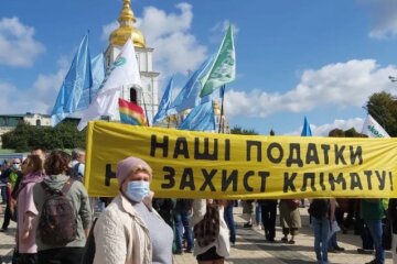 У Києві влаштували масштабний кліматичний марш